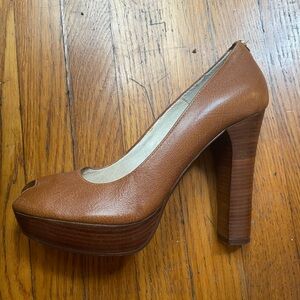 Michael Kors brown leather heels! Perfect condition. Size 8